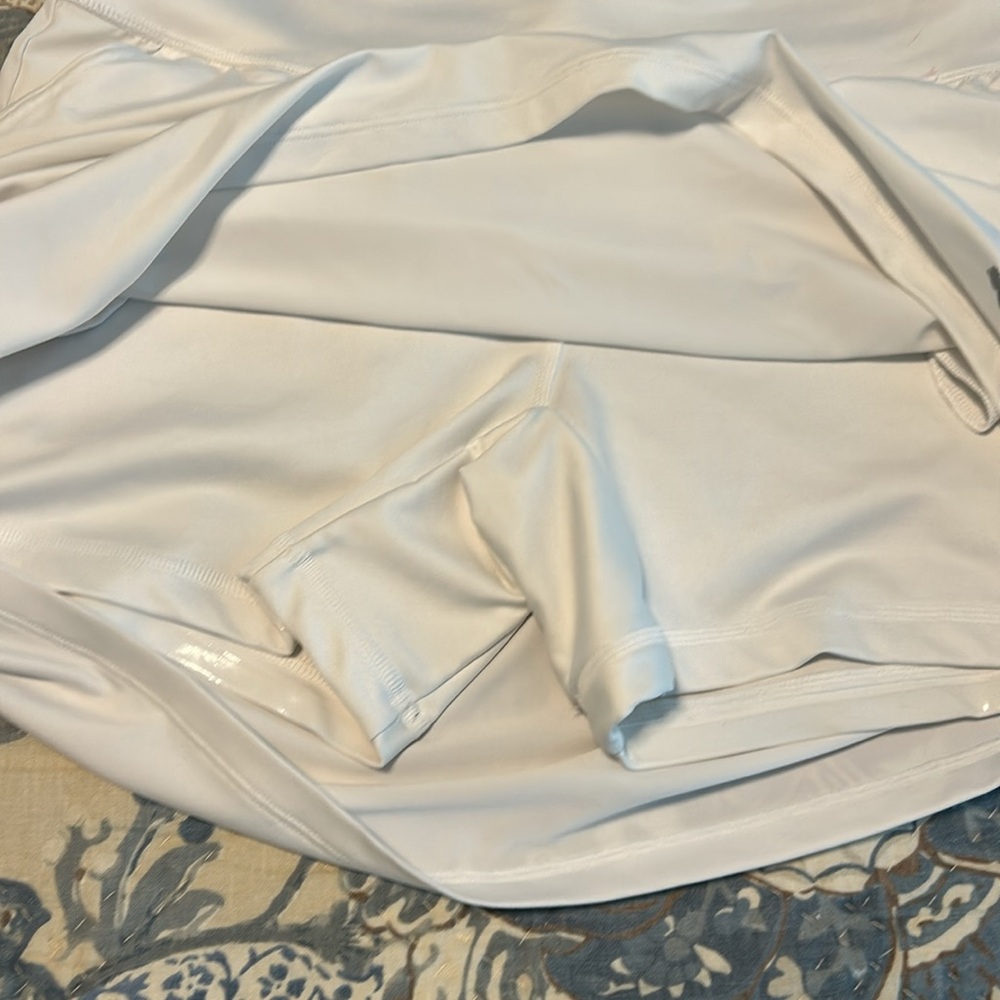 Puma Bright White Athletic Skort, Size Large - Picture 5 of 8